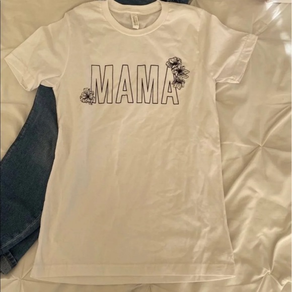 MAMA White Tee Shirt - Picture 2 of 2